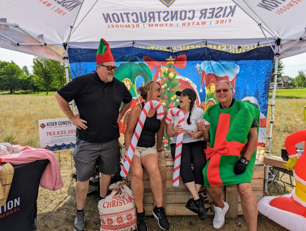 kiser construction christmas trees and tees photo booth 1